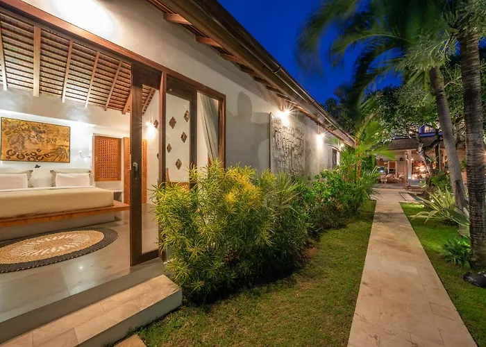 Teman - Luxury 4br In - Huge Pool * Seminyak