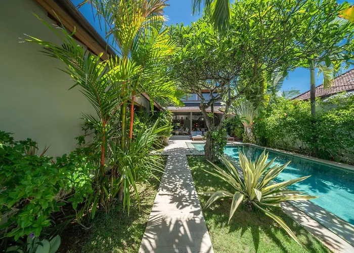 Teman - Luxury 4br In - Huge Pool Villa *