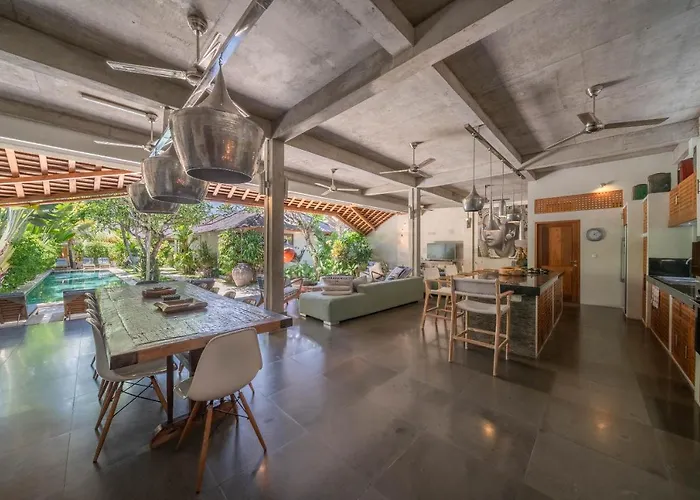 Teman - Luxury 4br In - Huge Pool Villa *