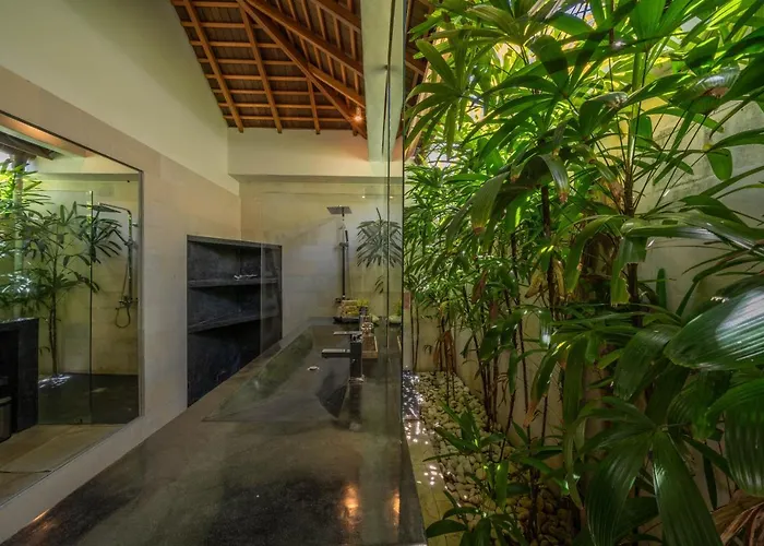 Teman - Luxury 4br In - Huge Pool Villa *