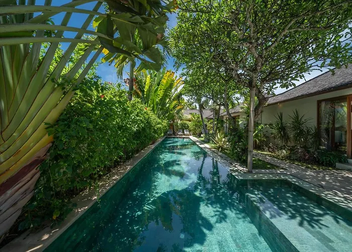 Teman - Luxury 4br In - Huge Pool Seminyak