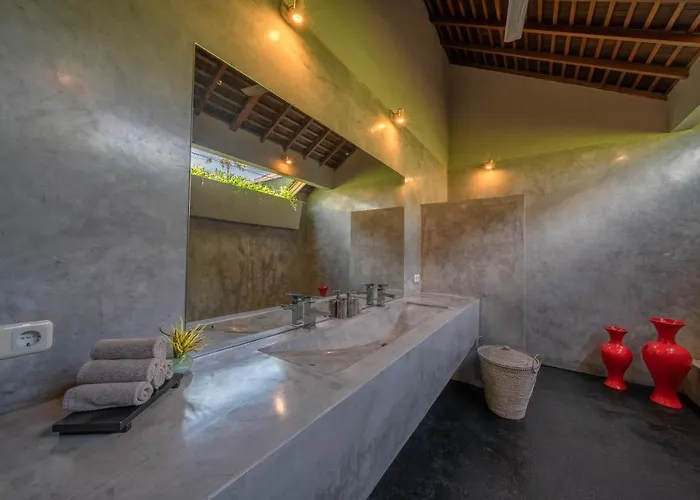 Teman - Luxury 4br In - Huge Pool Villa *